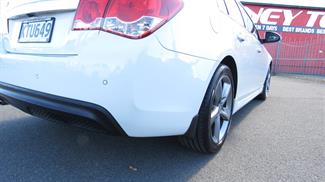 2017 Holden Cruze - Thumbnail