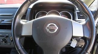 2007 Nissan Tiida - Thumbnail