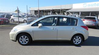 2007 Nissan Tiida - Thumbnail