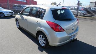 2007 Nissan Tiida - Thumbnail
