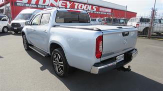 2019 Mercedes-Benz X-Class - Thumbnail