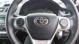 2013 Toyota Camry - Thumbnail