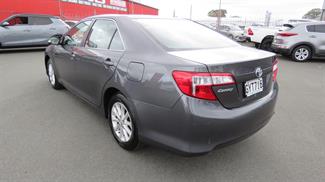 2013 Toyota Camry - Thumbnail
