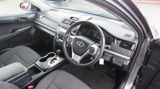 2013 Toyota Camry - Thumbnail