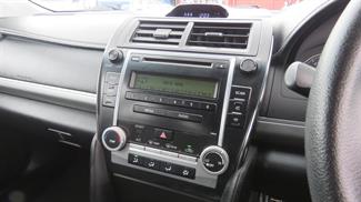 2013 Toyota Camry - Thumbnail