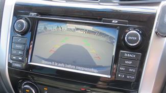 2019 Nissan Navara - Thumbnail