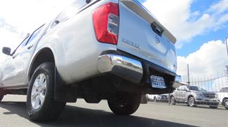 2019 Nissan Navara - Thumbnail