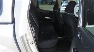 2019 Nissan Navara - Thumbnail