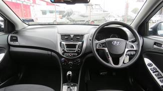 2018 Hyundai Accent - Thumbnail