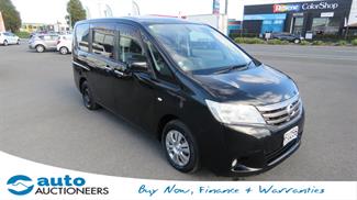 2010 Nissan Serena - Thumbnail