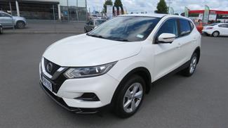 2019 Nissan Qashqai - Thumbnail