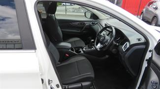 2019 Nissan Qashqai - Thumbnail