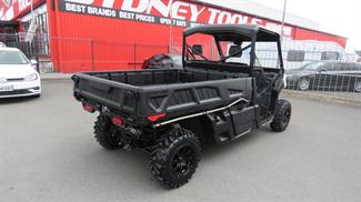 2020 Can-Am Defender - Thumbnail