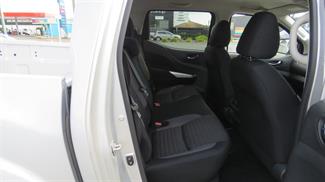 2026 Nissan Navara - Thumbnail