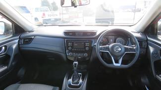 2020 Nissan X-Trail - Thumbnail