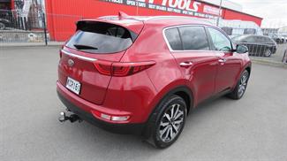 2016 Kia Sportage - Thumbnail