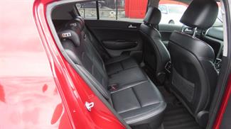 2016 Kia Sportage - Thumbnail