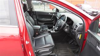 2016 Kia Sportage - Thumbnail