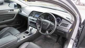2015 Hyundai Sonata - Thumbnail