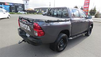 2026 Toyota Hilux - Thumbnail