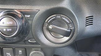 2026 Toyota Hilux - Thumbnail