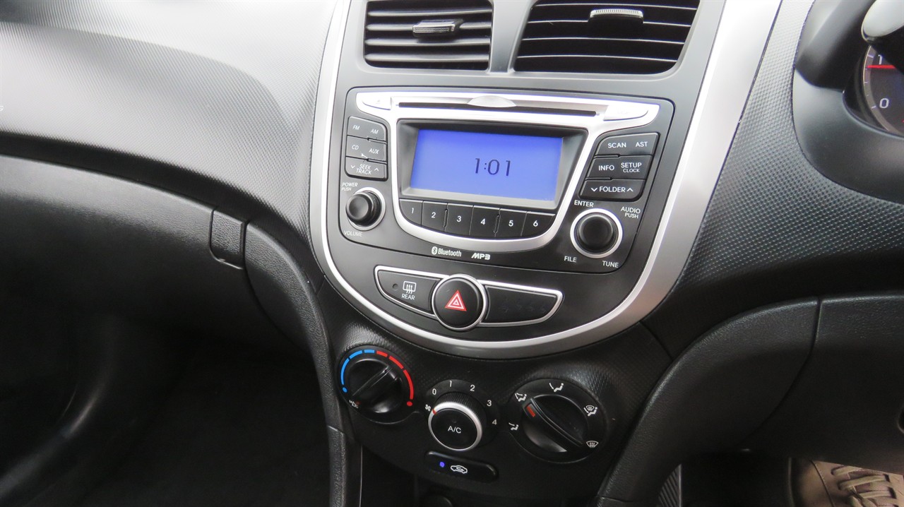 2012 Hyundai Accent