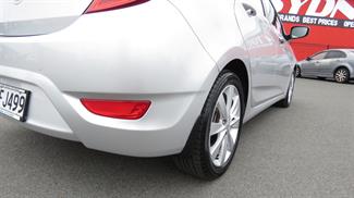 2012 Hyundai Accent - Thumbnail