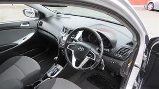 2012 Hyundai Accent - Thumbnail
