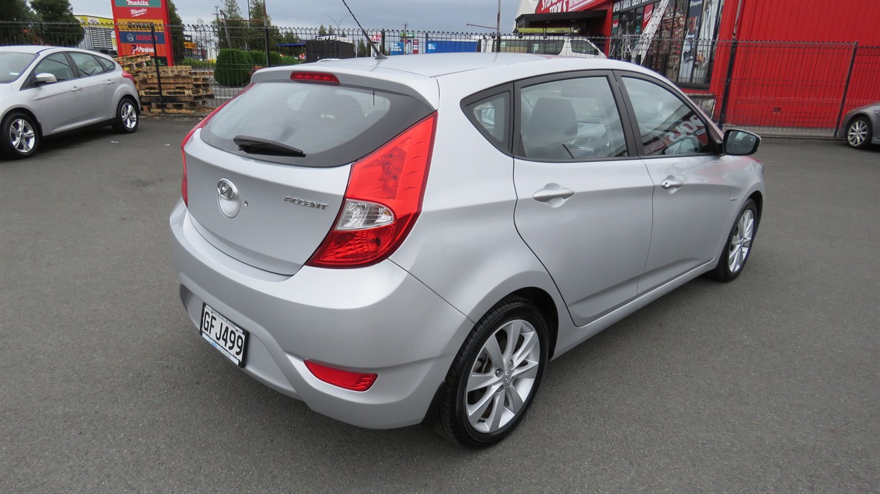 2012 Hyundai Accent