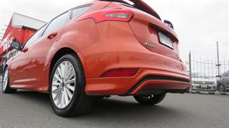 2017 Ford Focus - Thumbnail