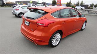 2017 Ford Focus - Thumbnail