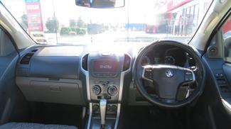 2016 Holden Colorado - Thumbnail