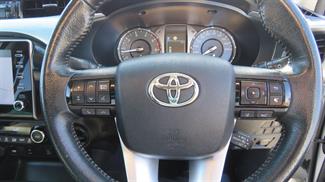 2021 Toyota Hilux - Thumbnail
