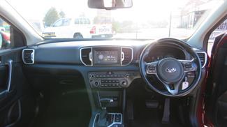 2016 Kia Sportage - Thumbnail