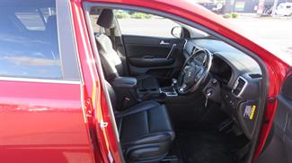 2016 Kia Sportage - Thumbnail