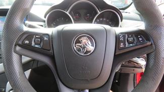 2015 Holden Cruze - Thumbnail