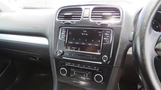 2012 Volkswagen Golf - Thumbnail