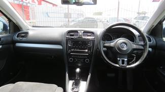 2012 Volkswagen Golf - Thumbnail