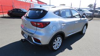 2023 MG Zs - Thumbnail