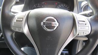 2019 Nissan Navara - Thumbnail