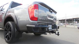 2019 Nissan Navara - Thumbnail