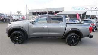 2019 Nissan Navara - Thumbnail