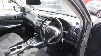 2019 Nissan Navara - Thumbnail