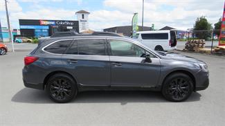 2020 Subaru Outback - Thumbnail