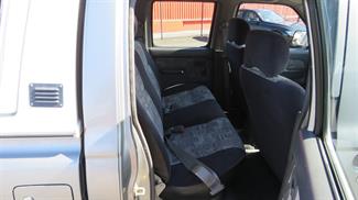 2000 Nissan Navara - Thumbnail