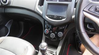 2015 Holden Barina - Thumbnail