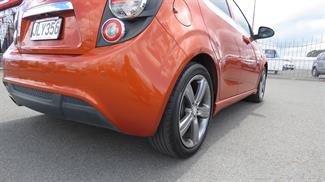 2015 Holden Barina - Thumbnail