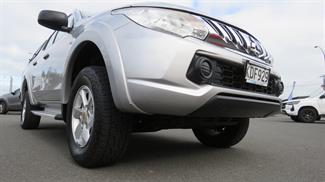 2016 Mitsubishi Triton - Thumbnail