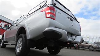 2016 Mitsubishi Triton - Thumbnail