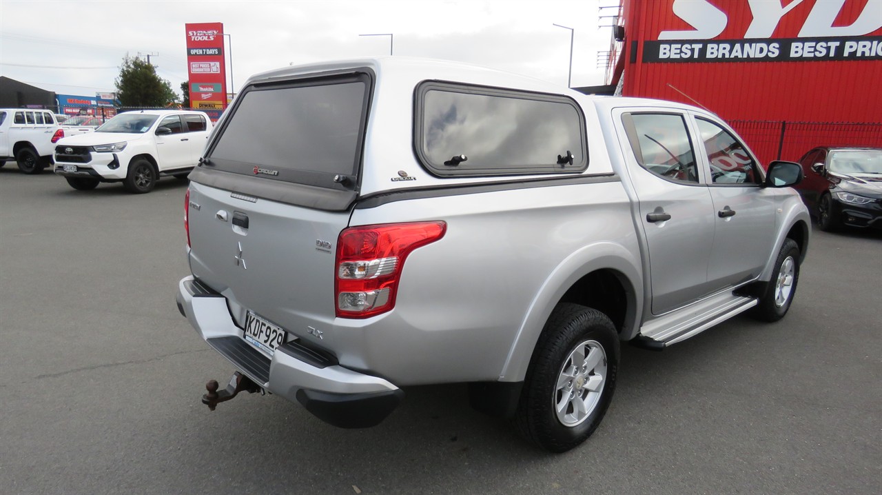 2016 Mitsubishi Triton